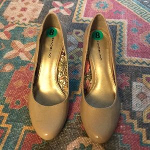 Bandolino Tan Heels